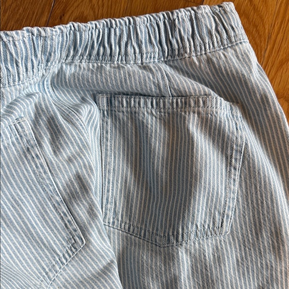 GAP Drawstring Jeans - Picture 3 of 4